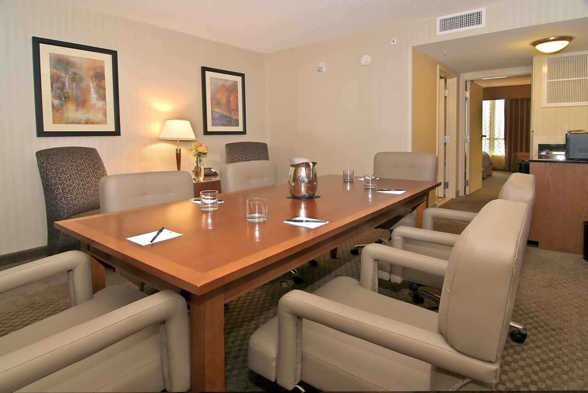 Embassy Suites By Hilton Dulles North Loudoun Bagian luar foto